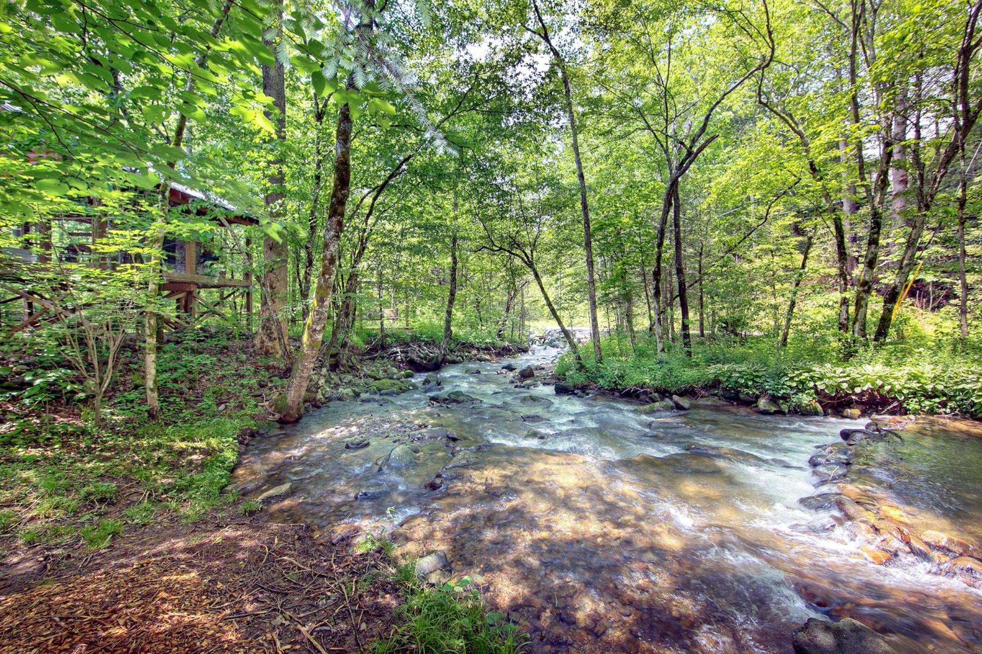 Creeksong Holiday Home Гетлинбург Екстериор снимка