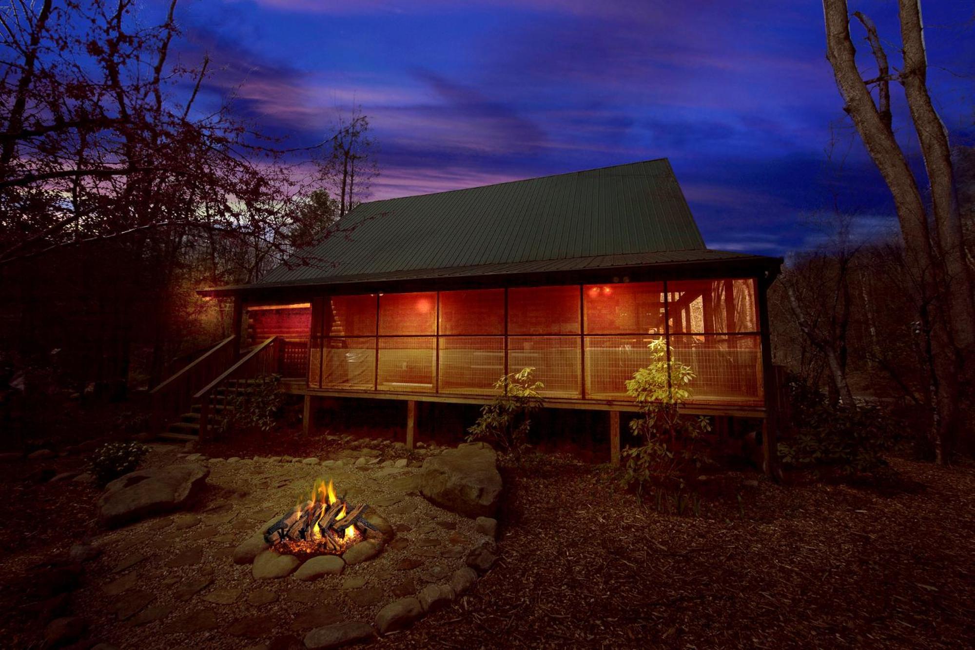 Creeksong Holiday Home Гетлинбург Екстериор снимка